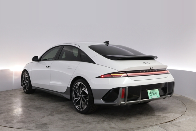 2025 Hyundai IONIQ 6