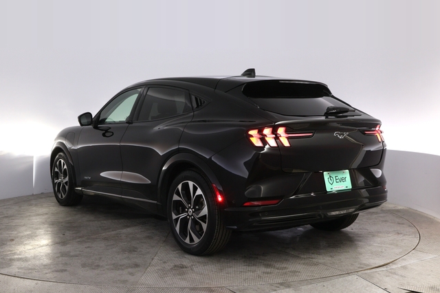 2021 Ford Mustang Mach-E