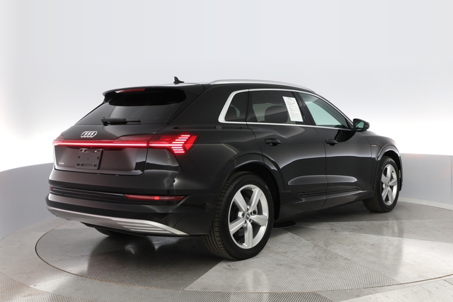 2019 Audi e-tron
