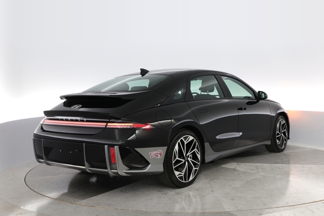 2024 Hyundai IONIQ 6