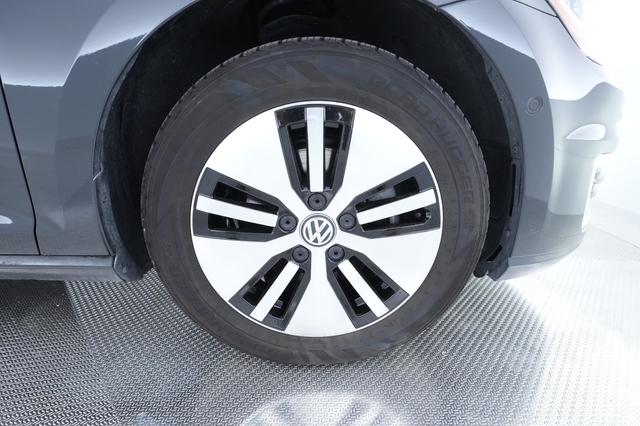 2019 Volkswagen e-Golf