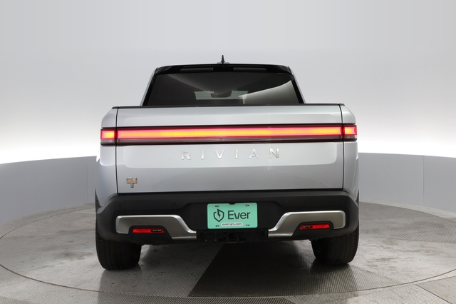 2022 Rivian R1T
