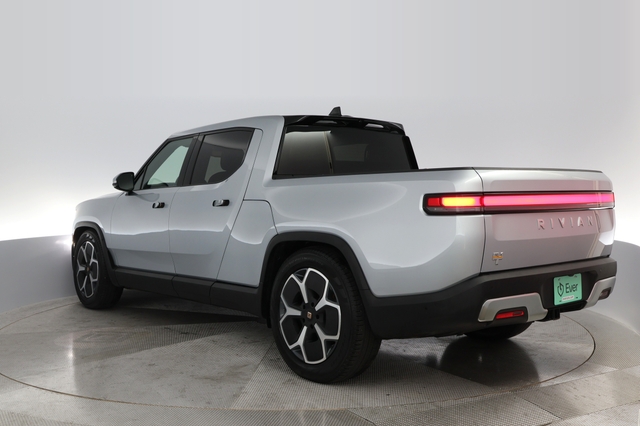 2022 Rivian R1T
