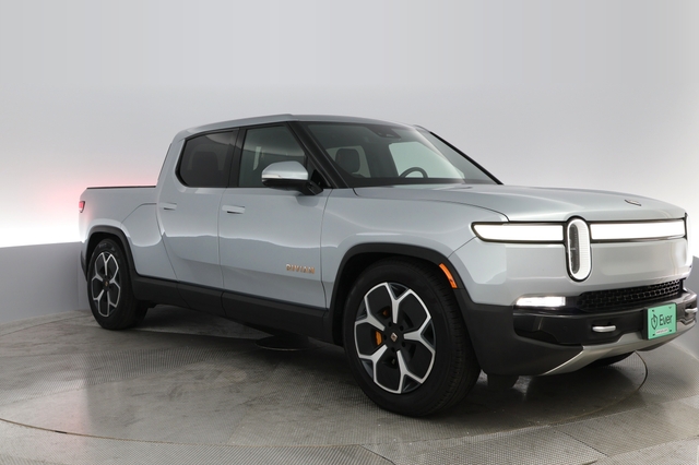 2022 Rivian R1T