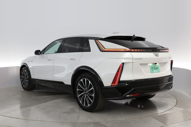 2024 Cadillac LYRIQ