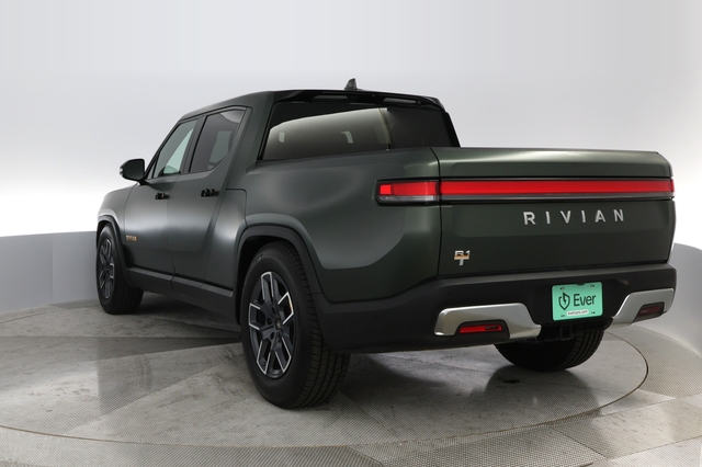 2022 Rivian R1T
