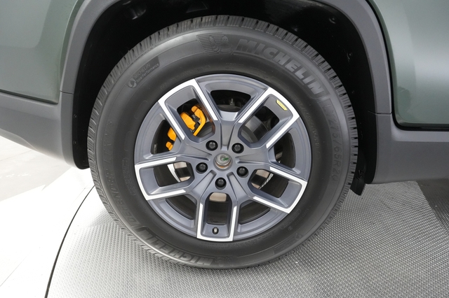 2022 Rivian R1T