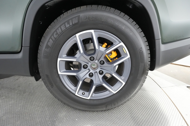 2022 Rivian R1T