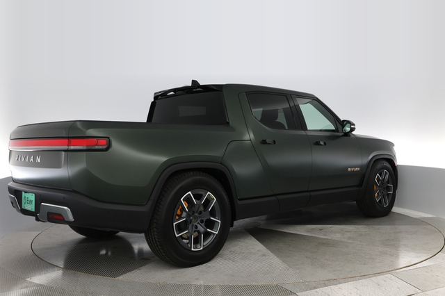 2022 Rivian R1T