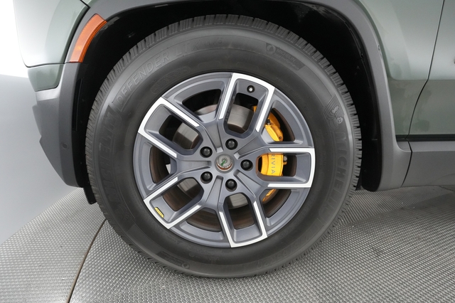 2022 Rivian R1T