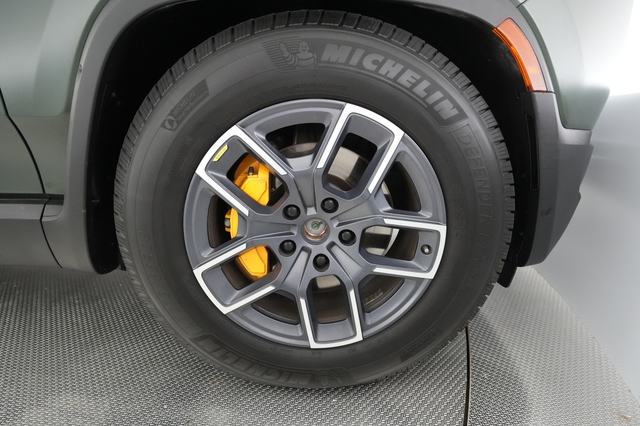 2022 Rivian R1T