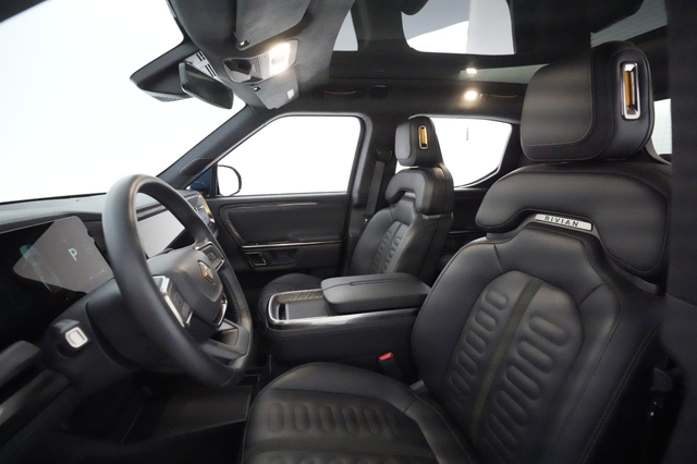 2022 Rivian R1T