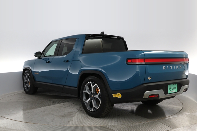 2022 Rivian R1T