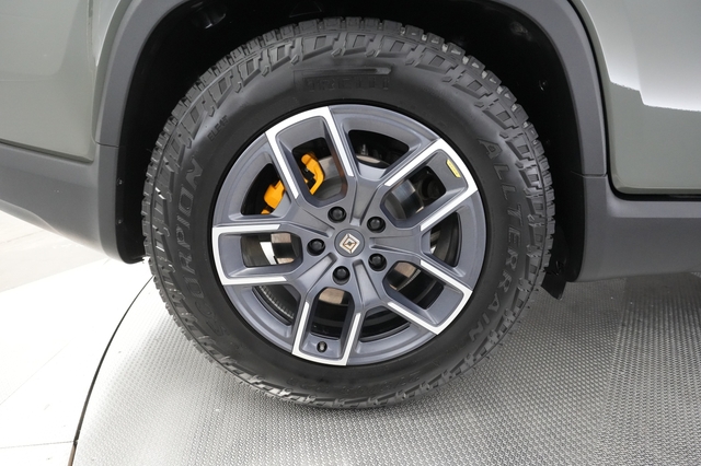 2022 Rivian R1T