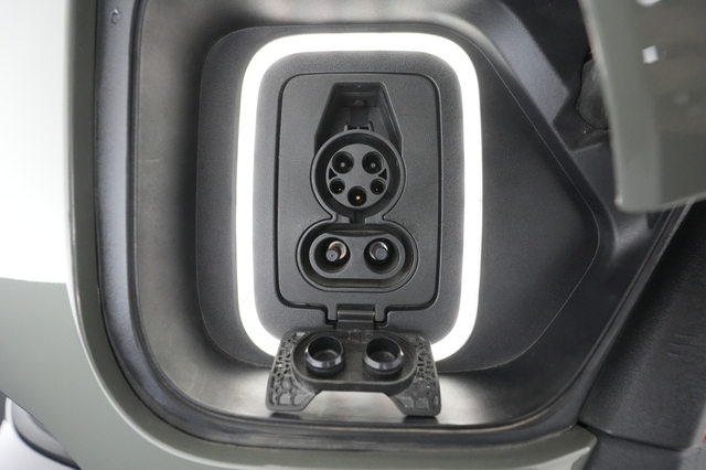 2022 Rivian R1T