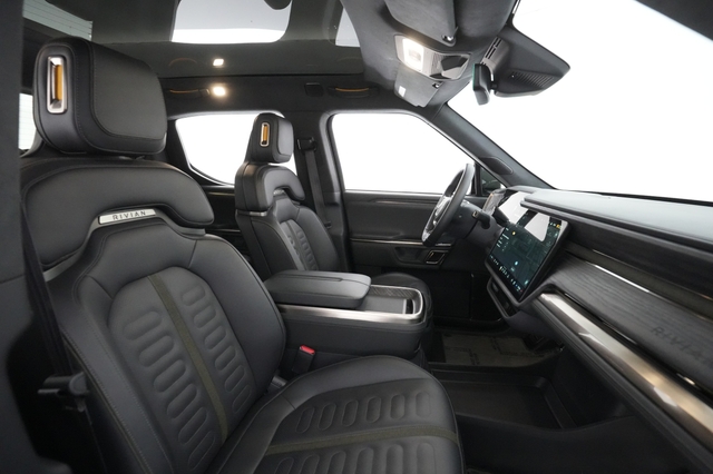 2022 Rivian R1T