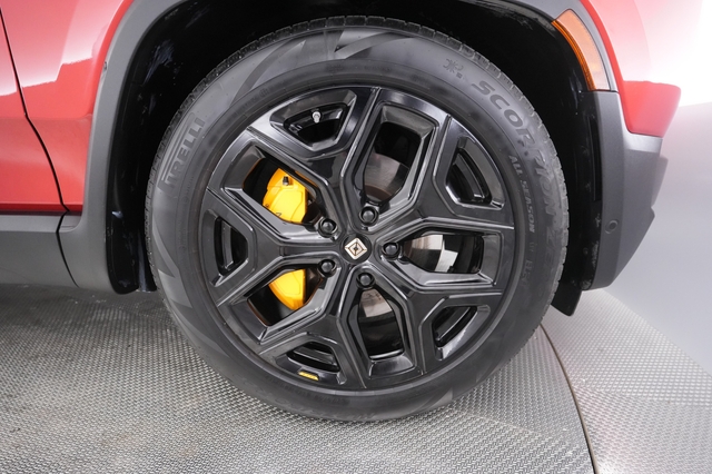 2022 Rivian R1T
