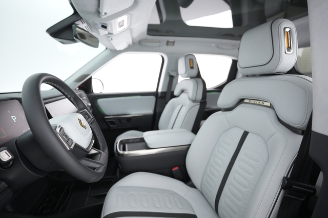 2022 Rivian R1T