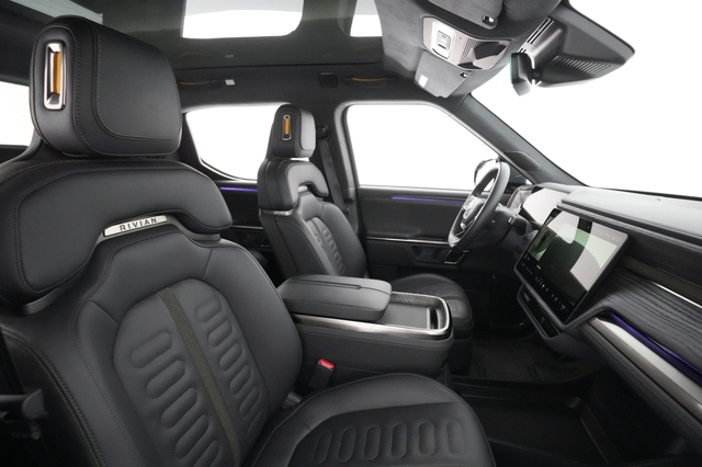 2022 Rivian R1T