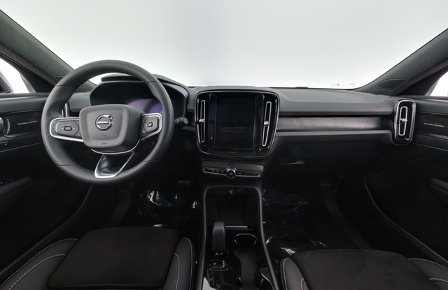 2023 Volvo XC40 Recharge