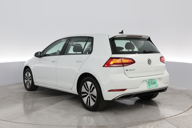 2018 Volkswagen e-Golf