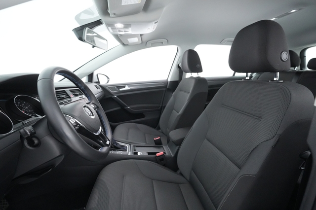 2018 Volkswagen e-Golf