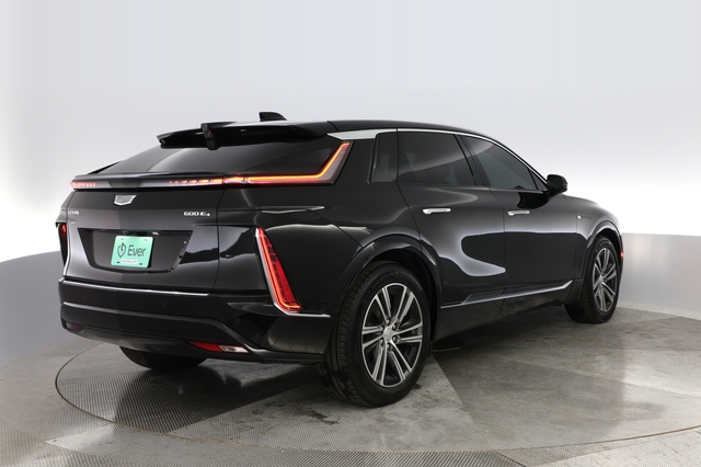 2024 Cadillac LYRIQ