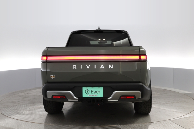 2022 Rivian R1T