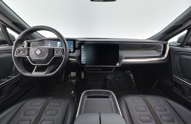 2022 Rivian R1T
