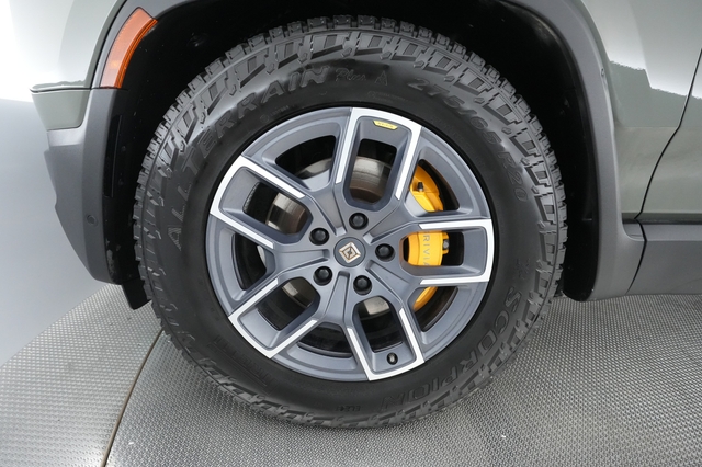 2022 Rivian R1T