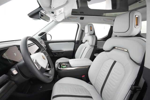 2022 Rivian R1T