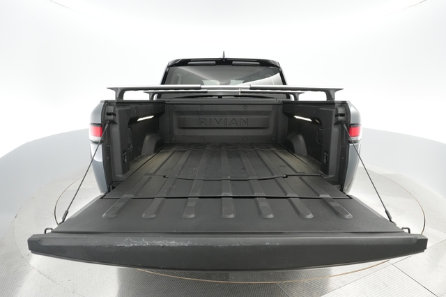 2022 Rivian R1T