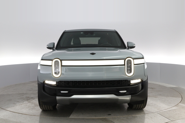 2022 Rivian R1T