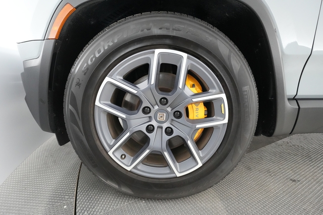2022 Rivian R1T