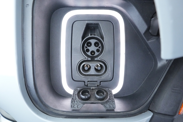 2022 Rivian R1T