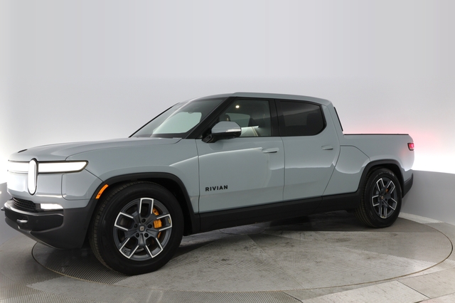 2022 Rivian R1T