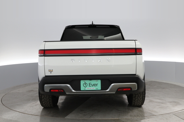 2022 Rivian R1T