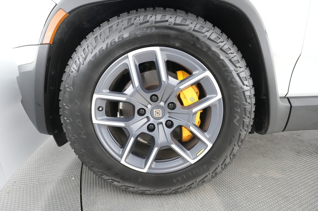 2022 Rivian R1T