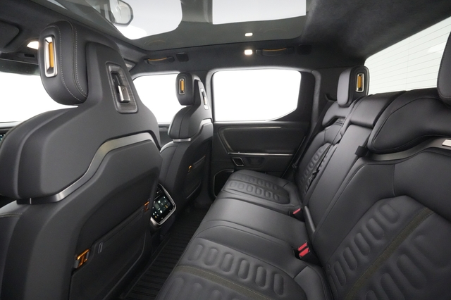 2022 Rivian R1T