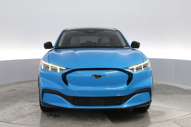 2022 Ford Mustang Mach-E