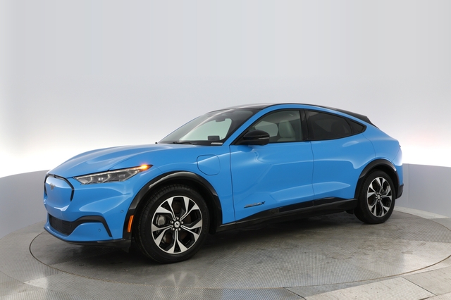 2022 Ford Mustang Mach-E