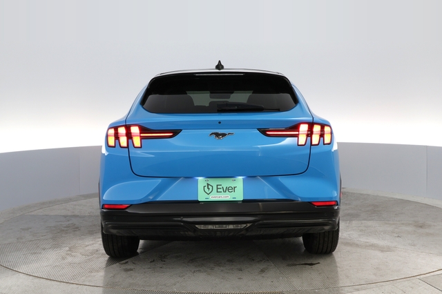 2022 Ford Mustang Mach-E