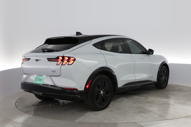 2021 Ford Mustang Mach-E