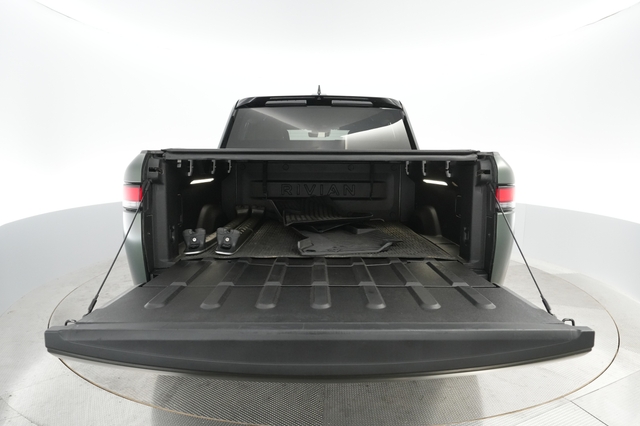 2022 Rivian R1T