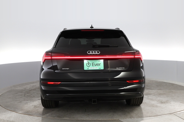 2021 Audi e-tron