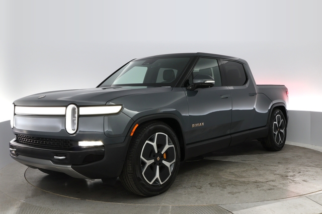 2022 Rivian R1T