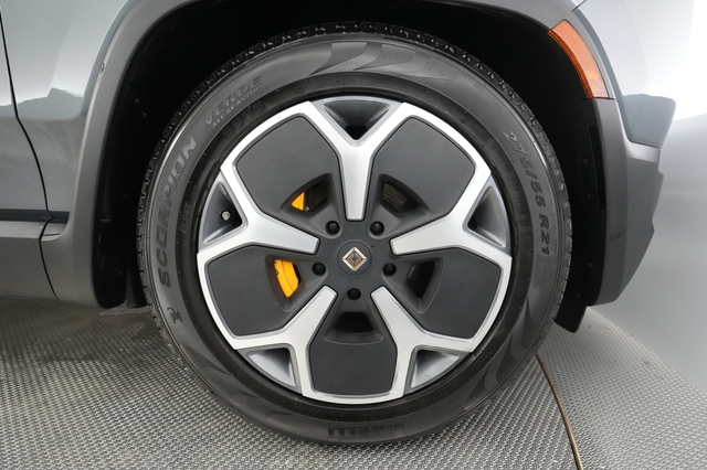 2022 Rivian R1T