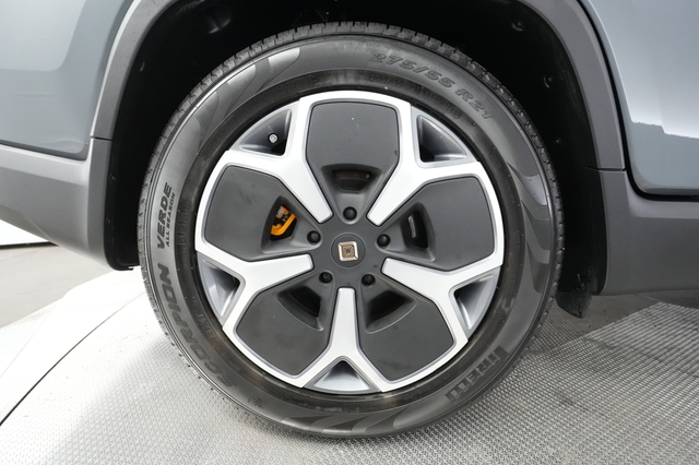 2022 Rivian R1T