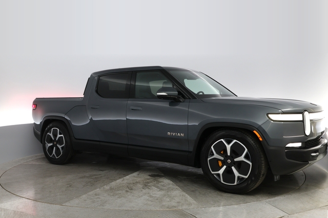 2022 Rivian R1T