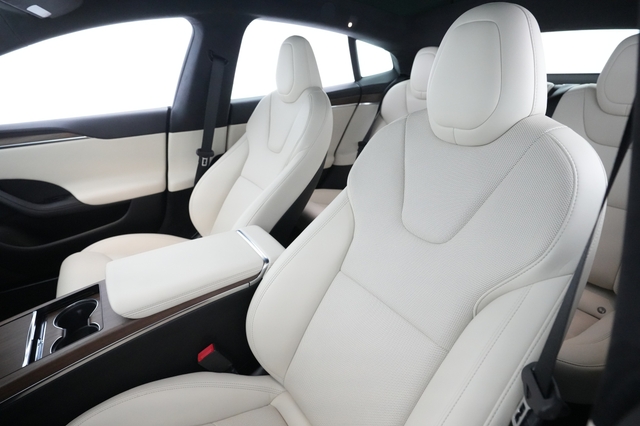 2022 Tesla Model S